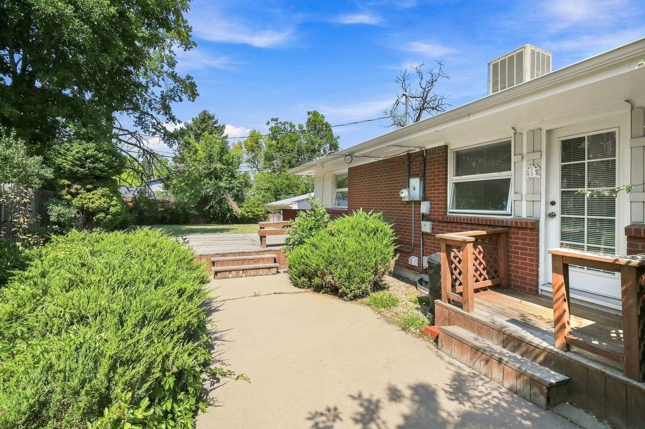 6276 W Monticello Ave - Photo 5 of 37