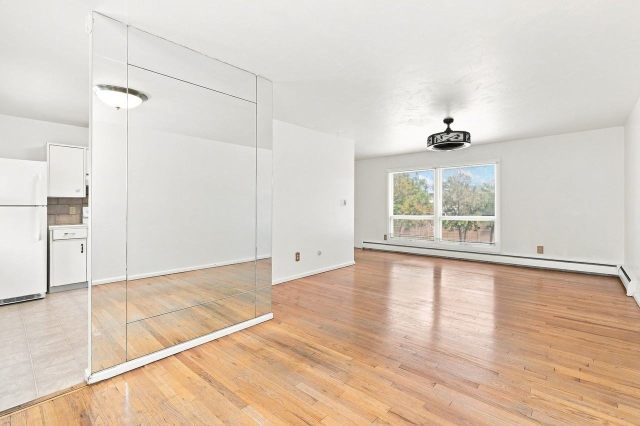 6276 W Monticello Ave - Photo 7 of 37