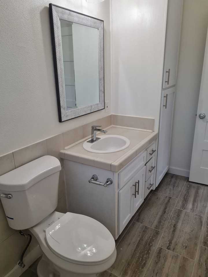 1437 W Almond Ave - Photo 6 of 7