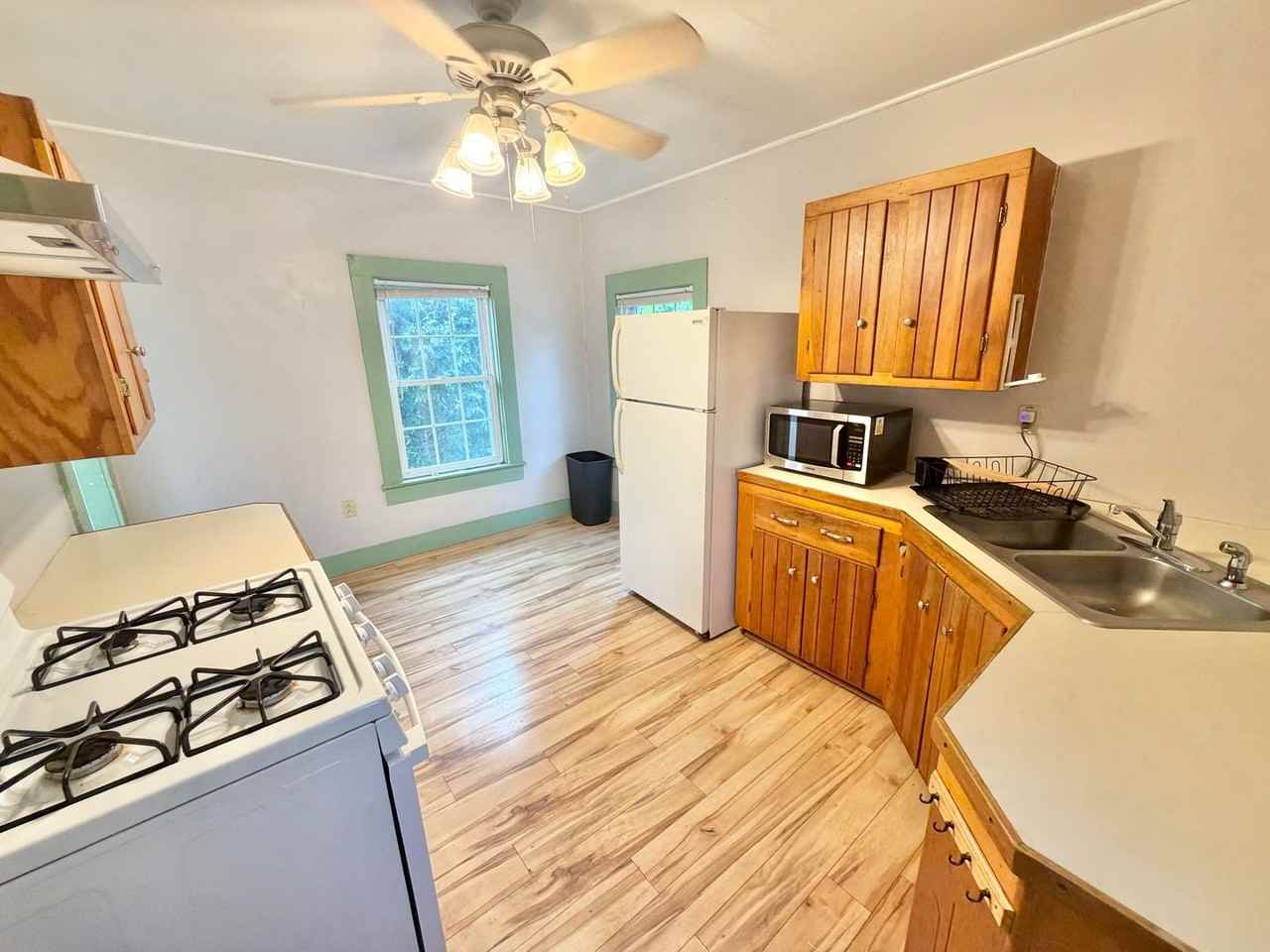 30 Sherman St #2 - Photo 2 of 16