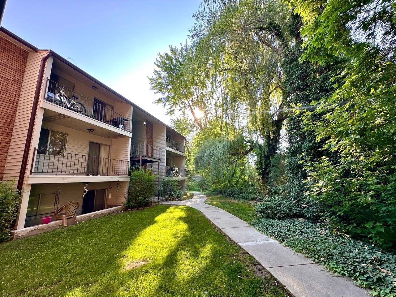BROOKSIDE - Photo 2 of 9