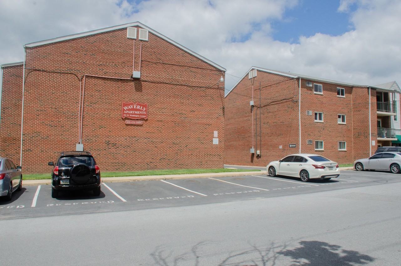 Waverly Apartments - Photo 5 of 5