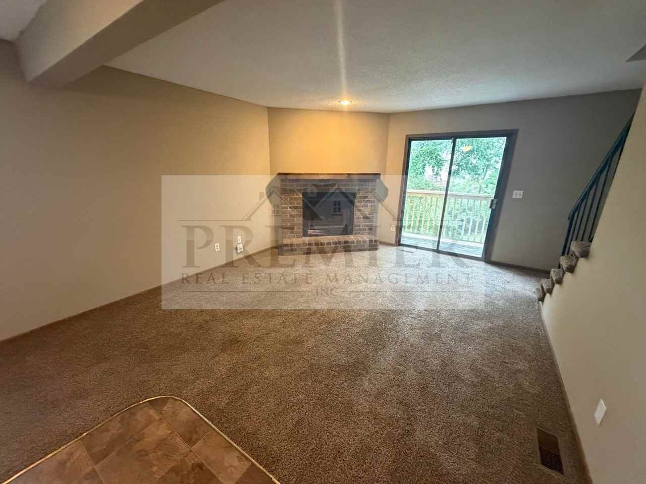 3556 Ne Independence Ave - Photo 7 of 18