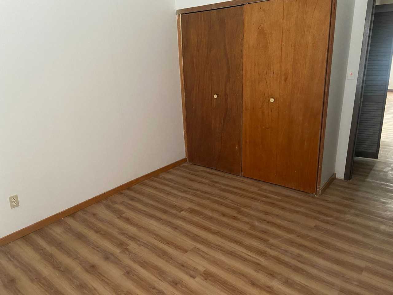 550 10th St - Photo 4 of 7