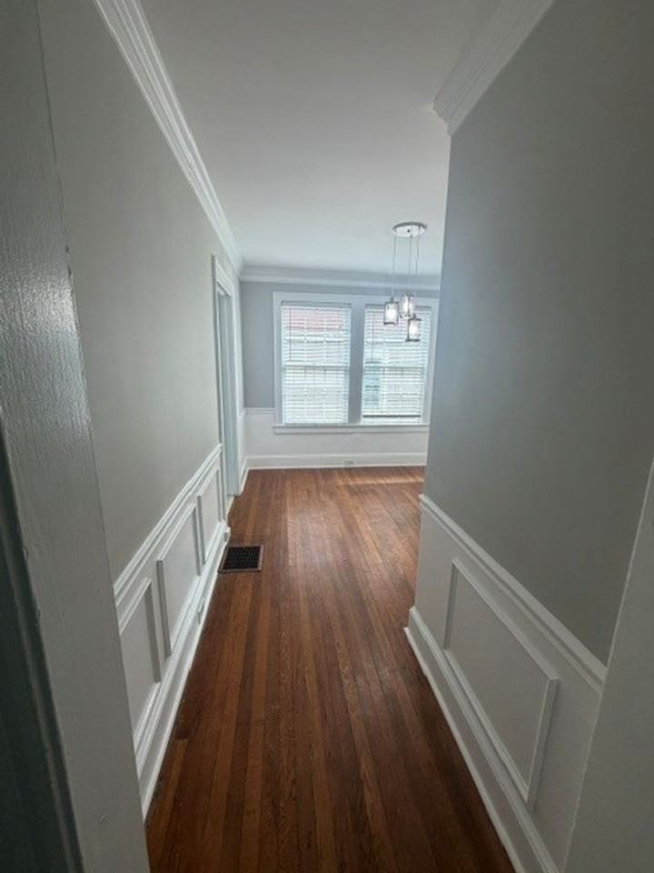 719 Grandin Rd - Photo 3 of 10