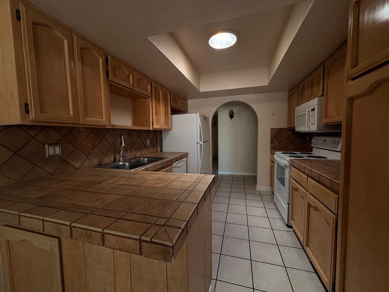 7311 N Iron Bell Pl - Photo 2 of 21