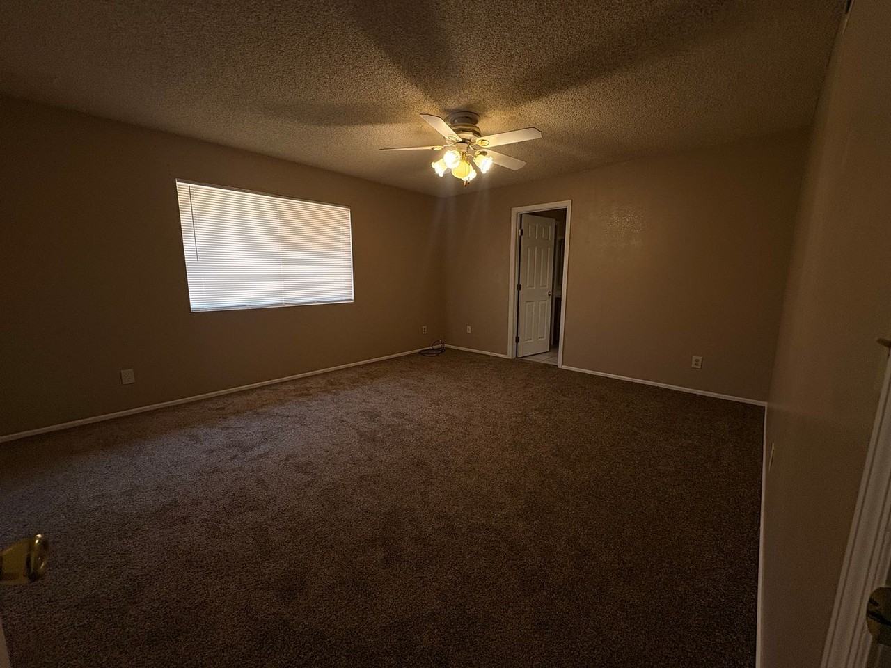 7311 N Iron Bell Pl - Photo 6 of 21