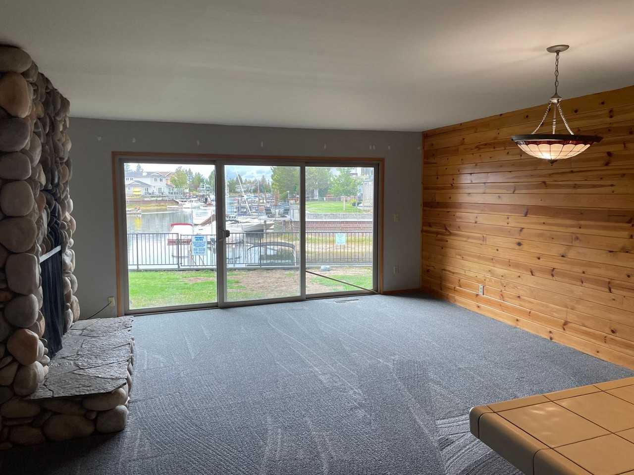552 Christie Dr #306 - Photo 2 of 17