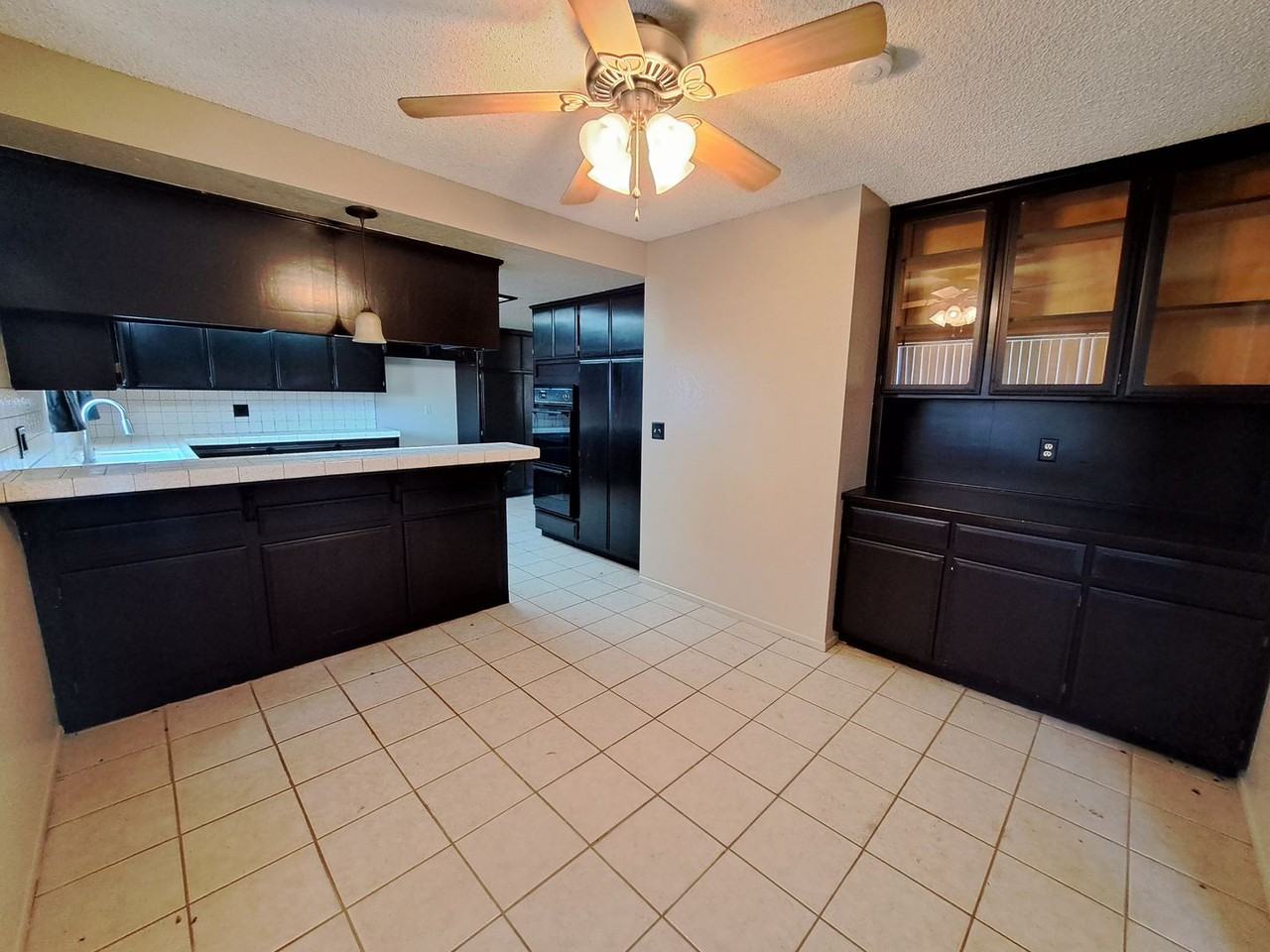 9357 Riggins Rd - Photo 4 of 13