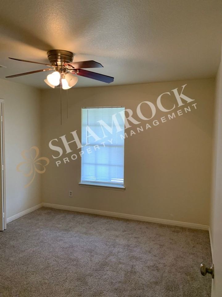 317 Texas Ave - Photo 6 of 6