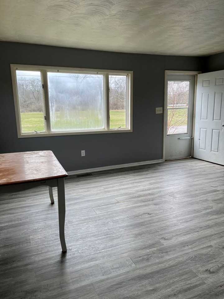 233 Dixie Ave - Photo 3 of 11