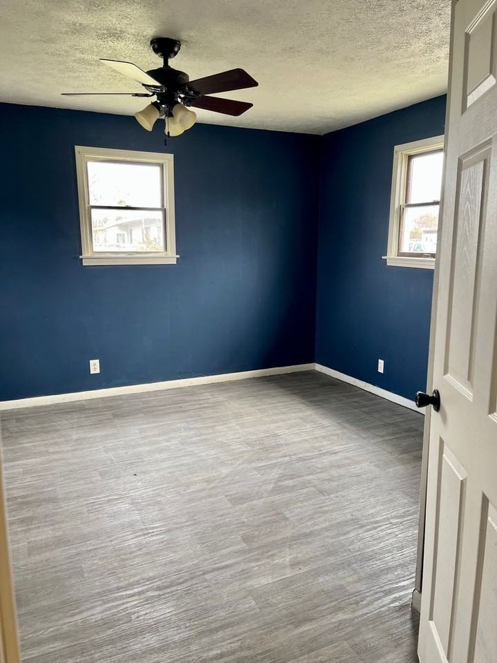 233 Dixie Ave - Photo 6 of 11