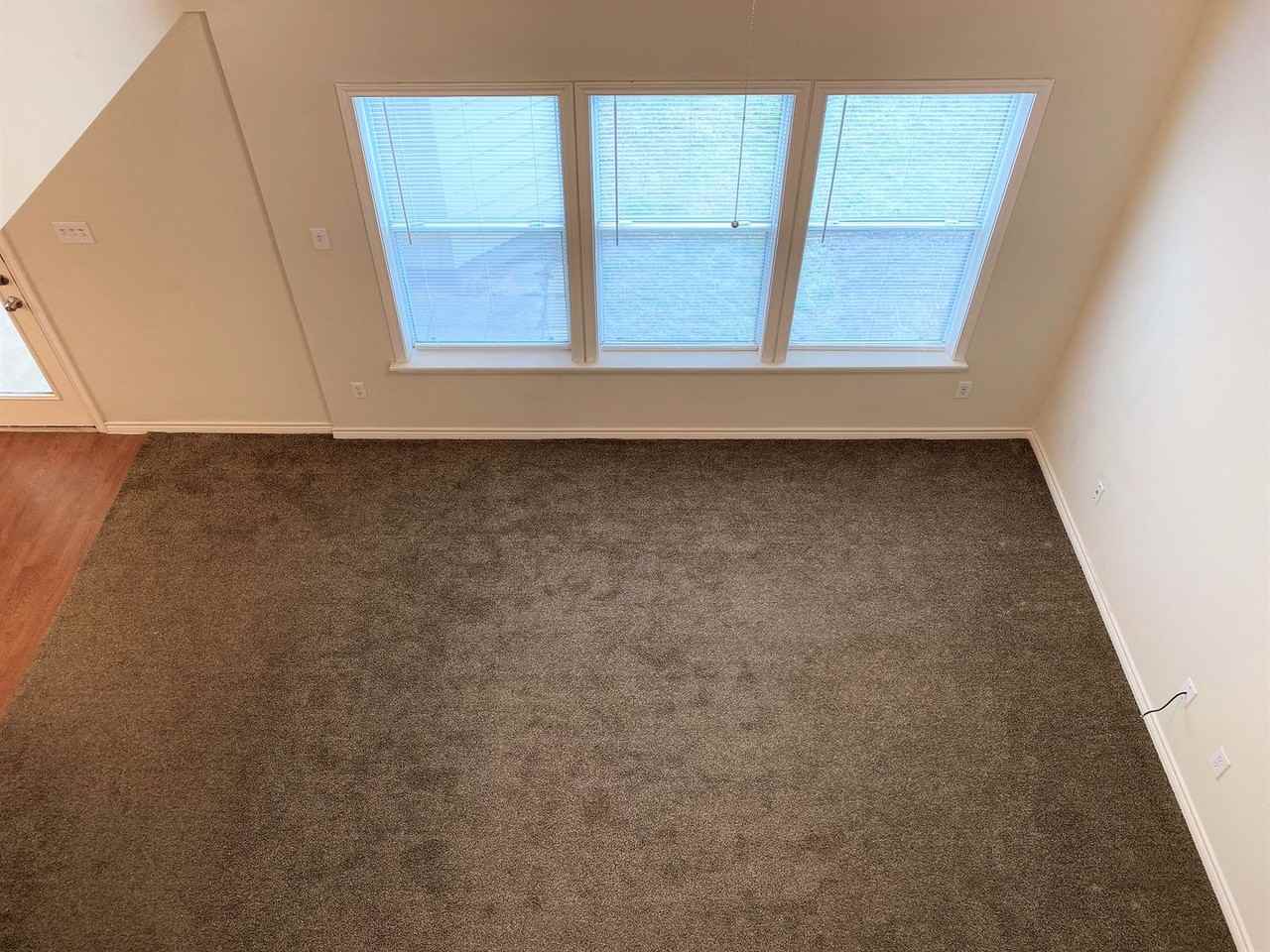 8814 Tucker St - Photo 3 of 10