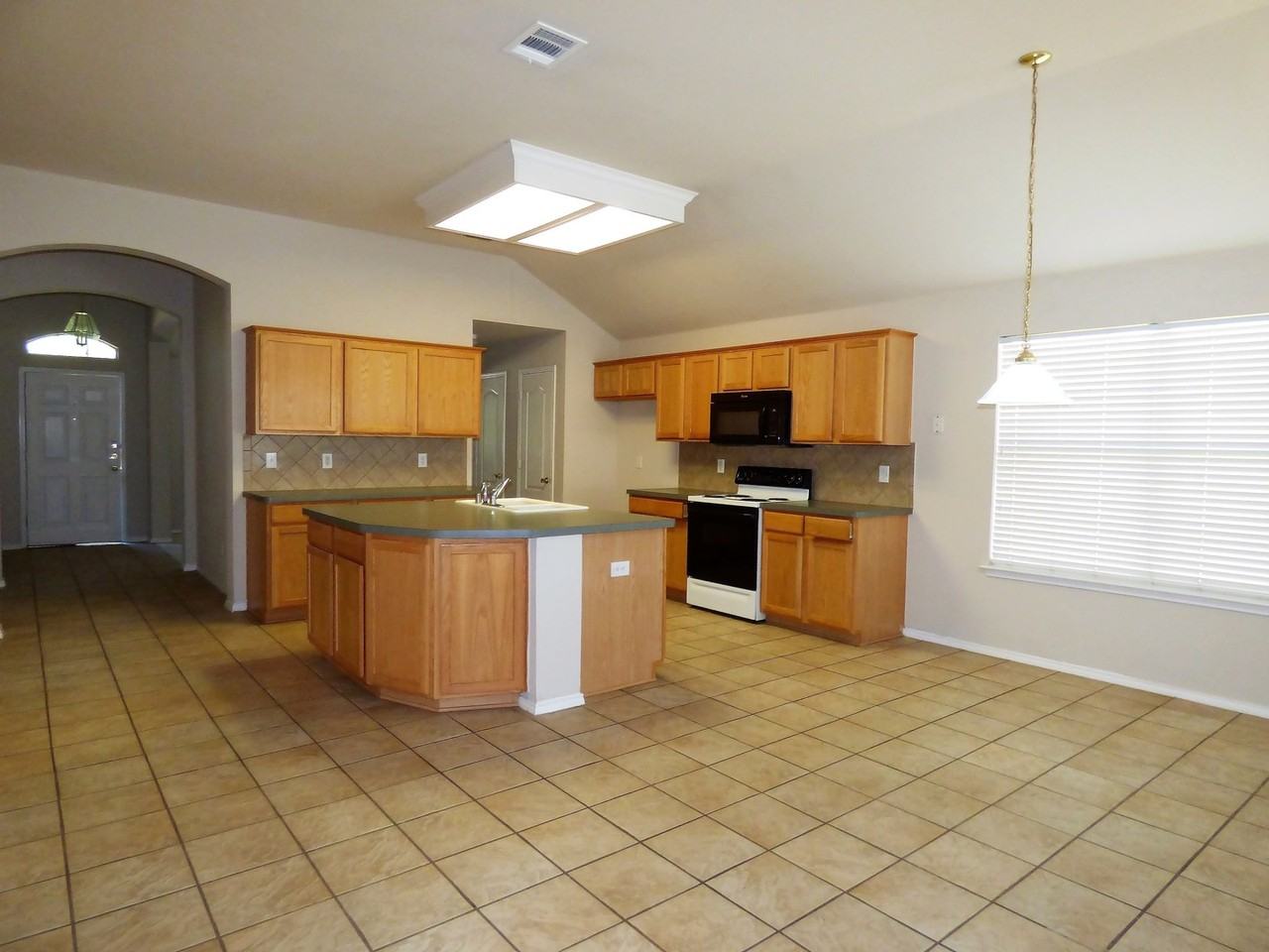 3110 Brett Rd - Photo 3 of 9