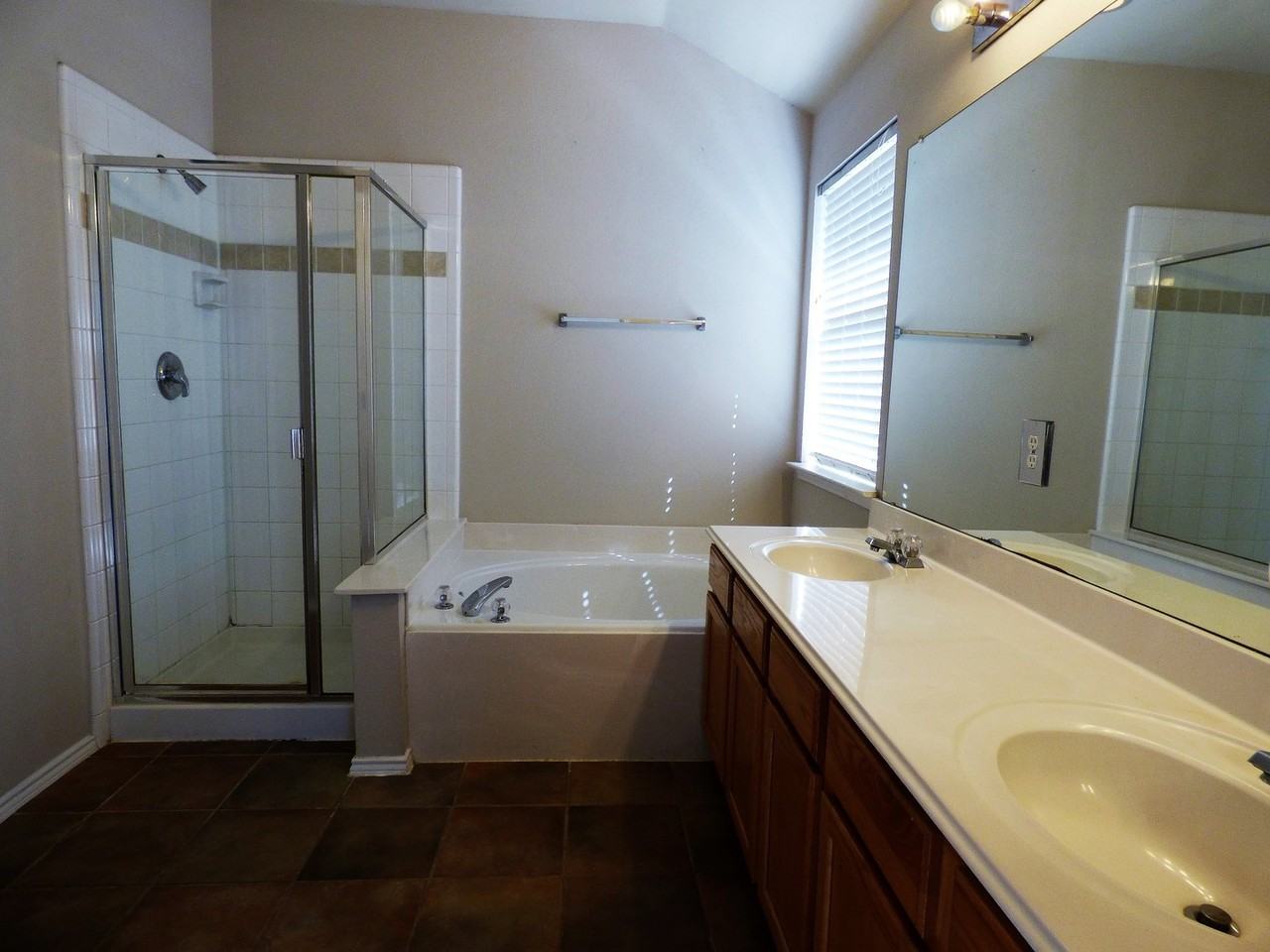 3110 Brett Rd - Photo 7 of 9