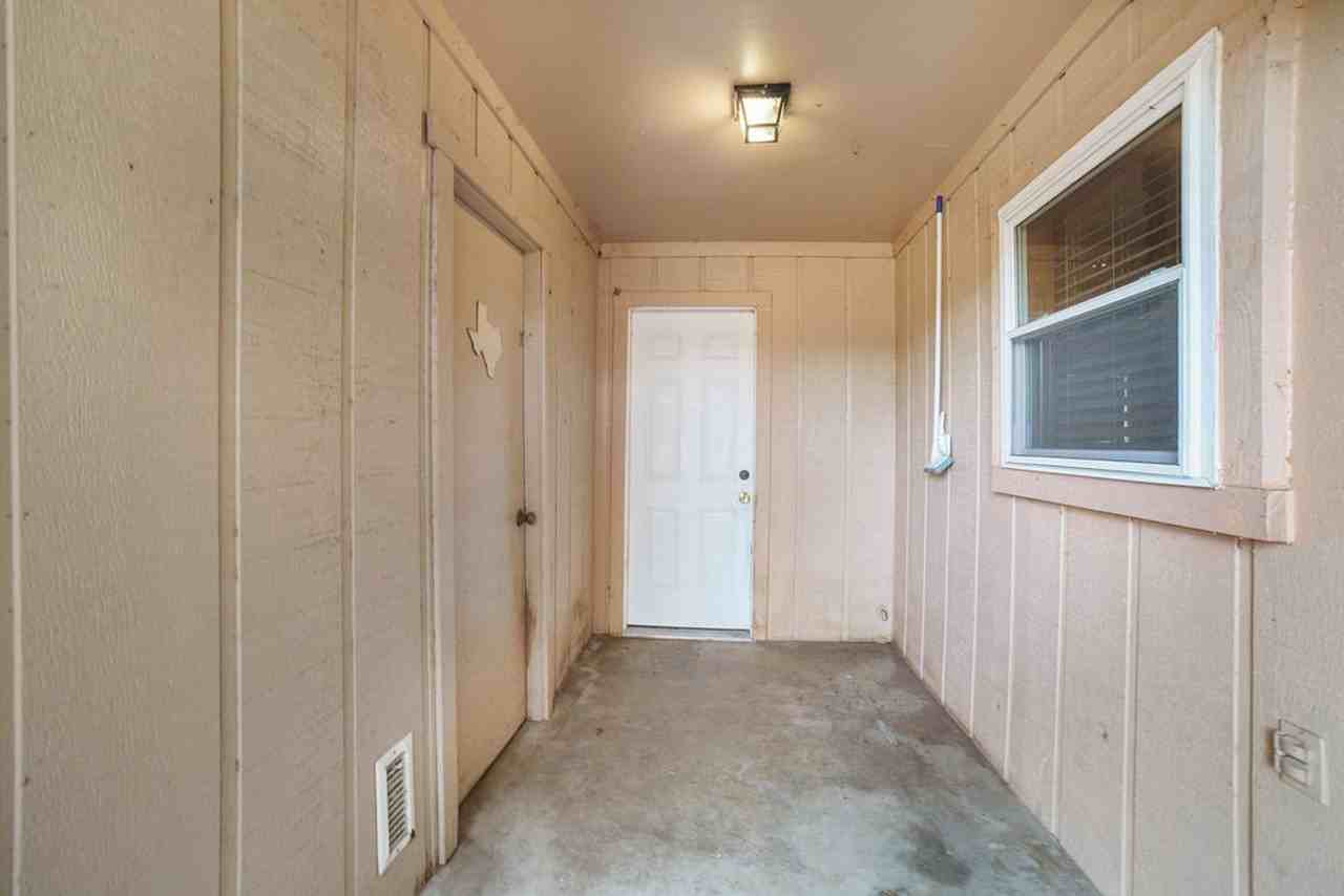 1608 San Antone Ln - Photo 2 of 24