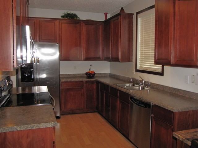 11231 Beechwood Ln - Photo 4 of 17
