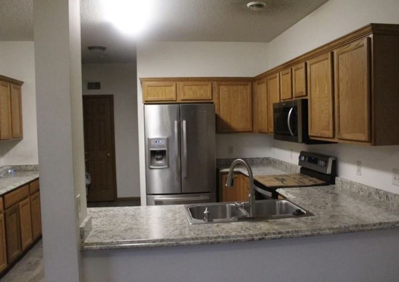 6804 Pine Crest Trl S - Photo 5 of 19