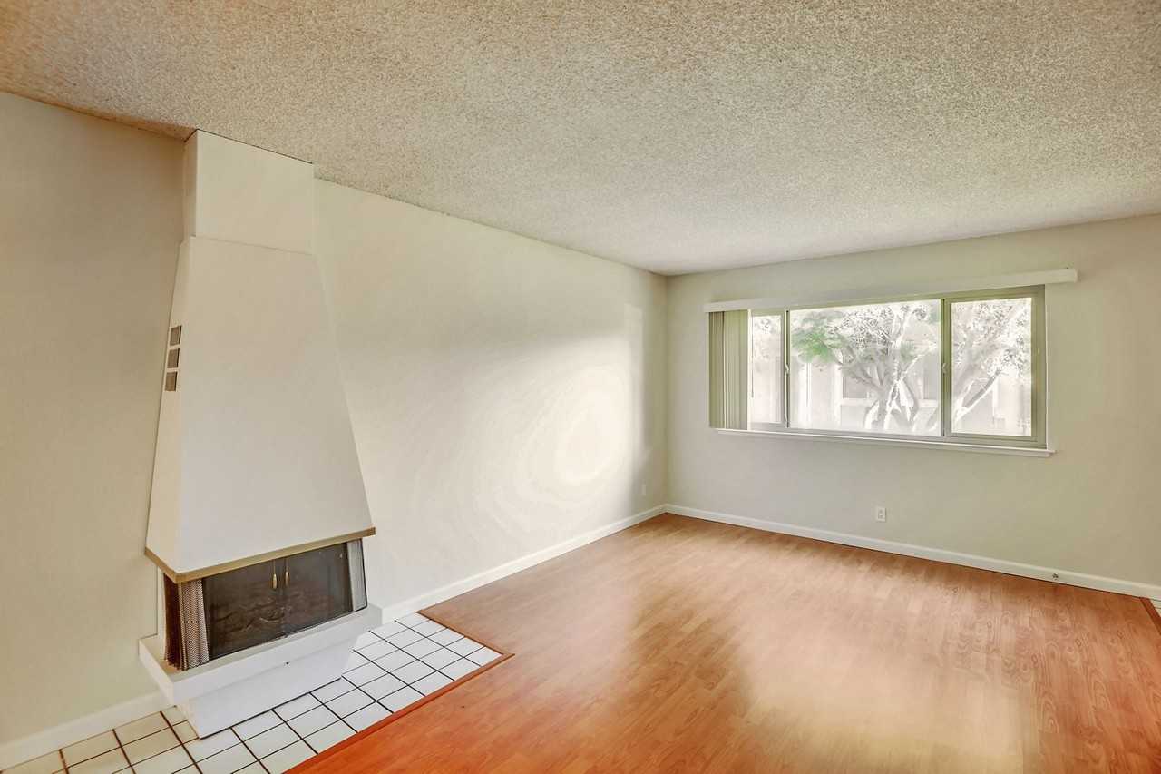 436 Sierra Vista Ave #8 - Photo 5 of 32