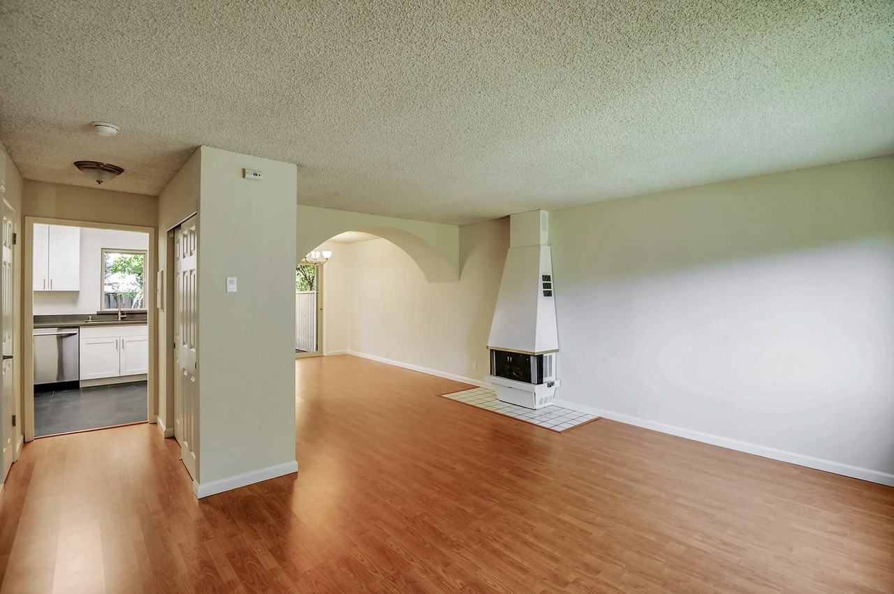 436 Sierra Vista Ave #8 - Photo 6 of 32