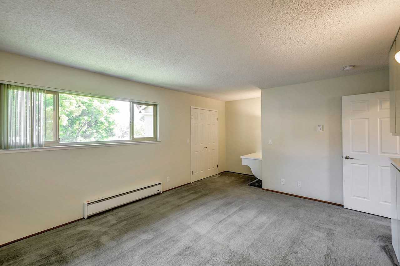 436 Sierra Vista Ave #8 - Photo 7 of 32