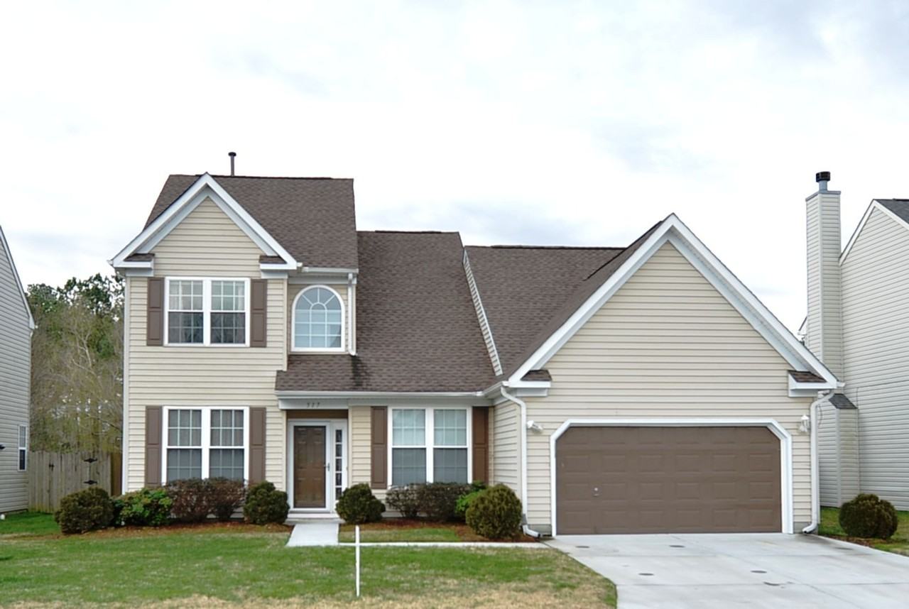 517 Whisper Walk