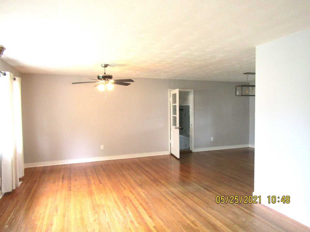 3033 Belle Haven Dr - Photo 3 of 28