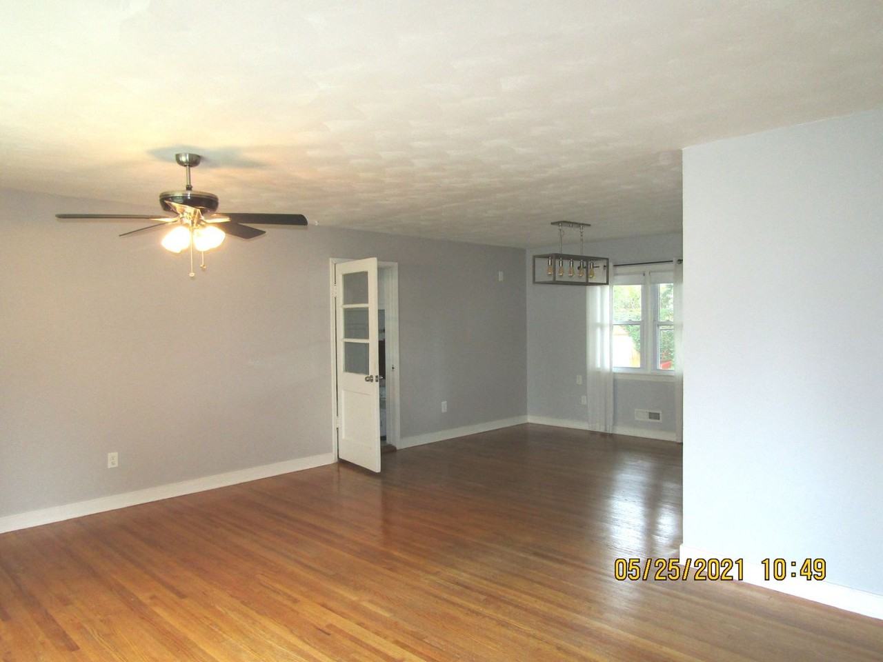 3033 Belle Haven Dr - Photo 4 of 28