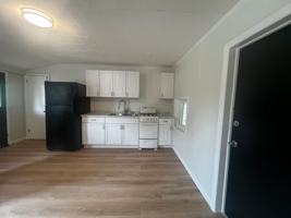 featured image of 490 Hartford Pike