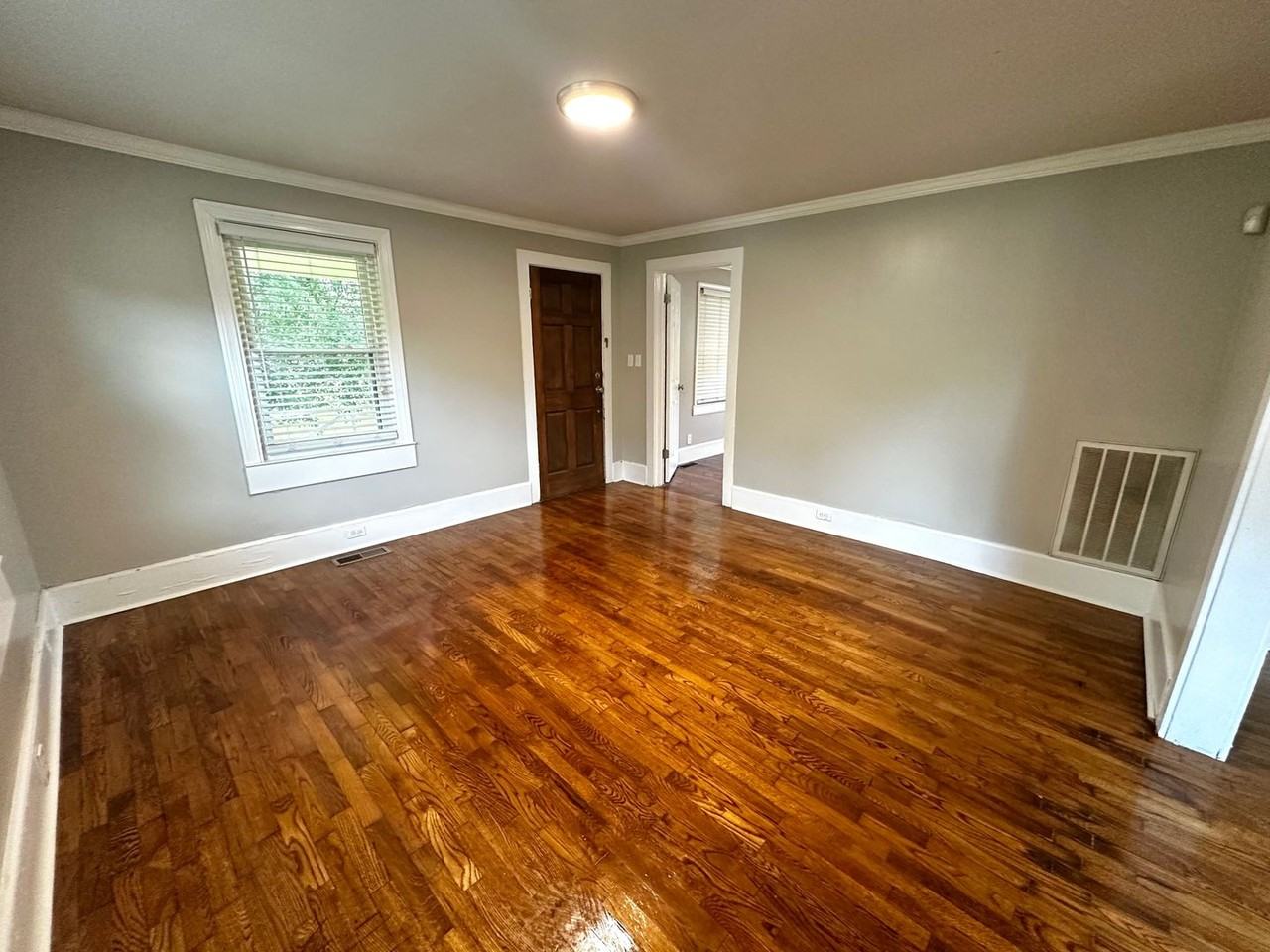 517 Burnett Ferry Rd Sw - Photo 3 of 14