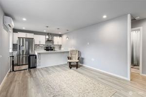 featured image of 4368 Division Ave W