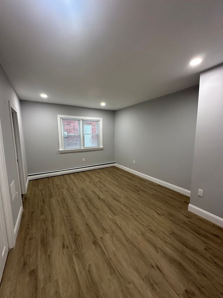 1604 Macdade Blvd - Photo 6 of 8