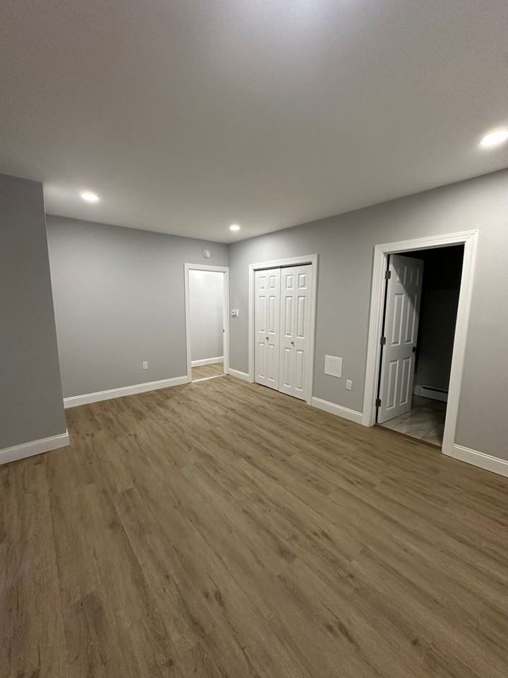 1604 Macdade Blvd - Photo 7 of 8