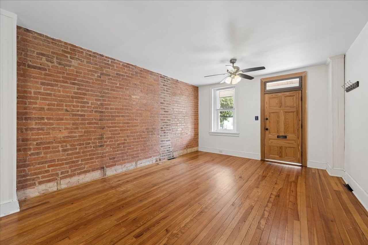 346 Madison St - Photo 3 of 25