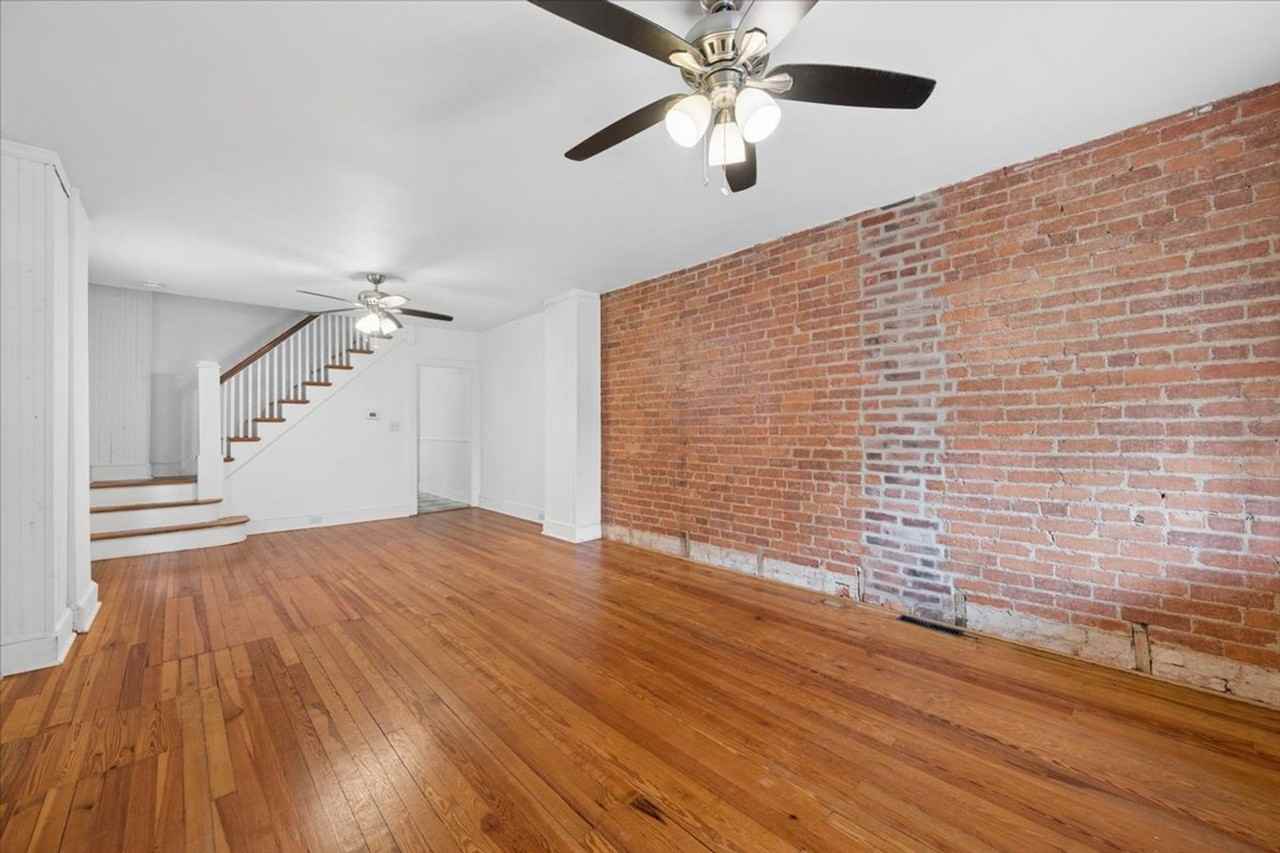 346 Madison St - Photo 4 of 25