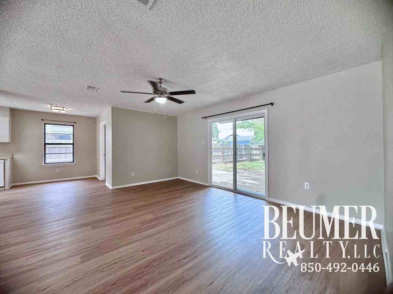 4234 Baywoods Dr - Photo 2 of 19