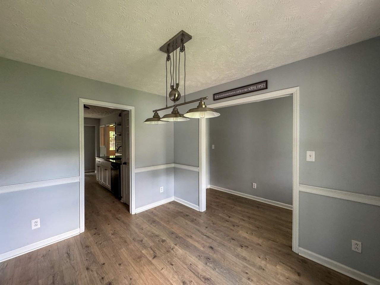 572 Woodwind Dr - Photo 3 of 25