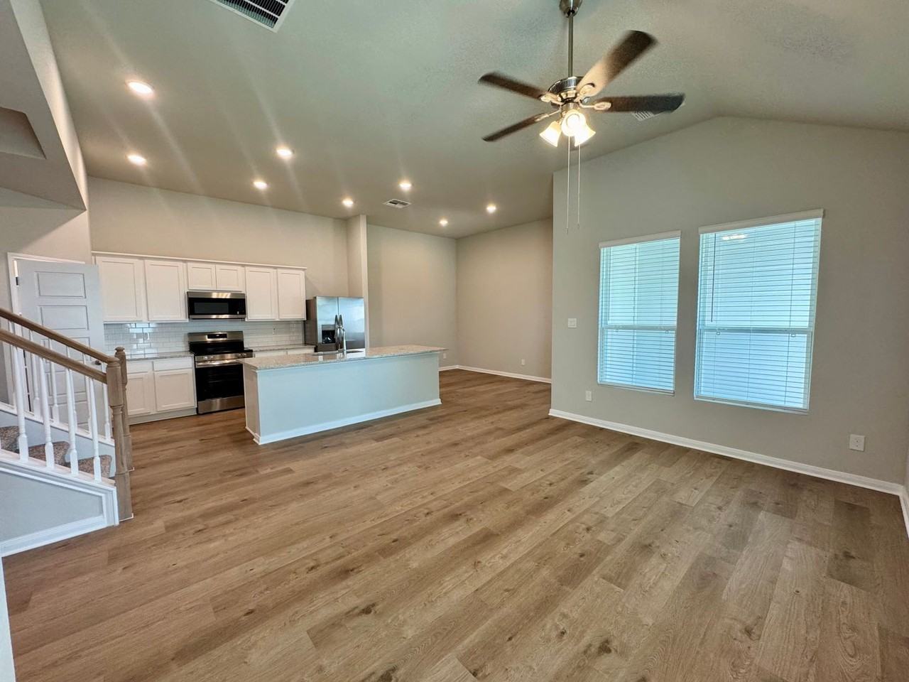 761 Staglin St #A - Photo 2 of 28