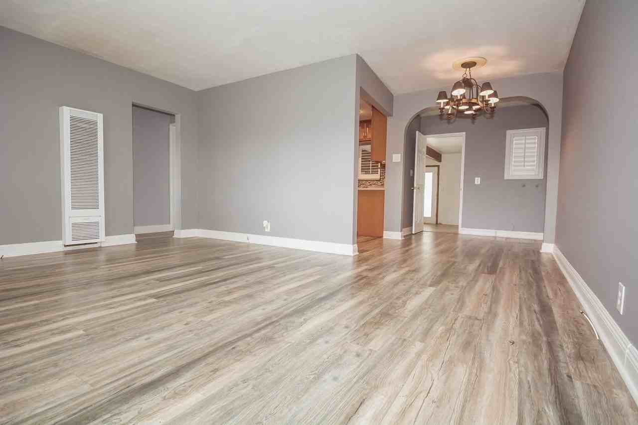 11433 Littchen St - Photo 6 of 35