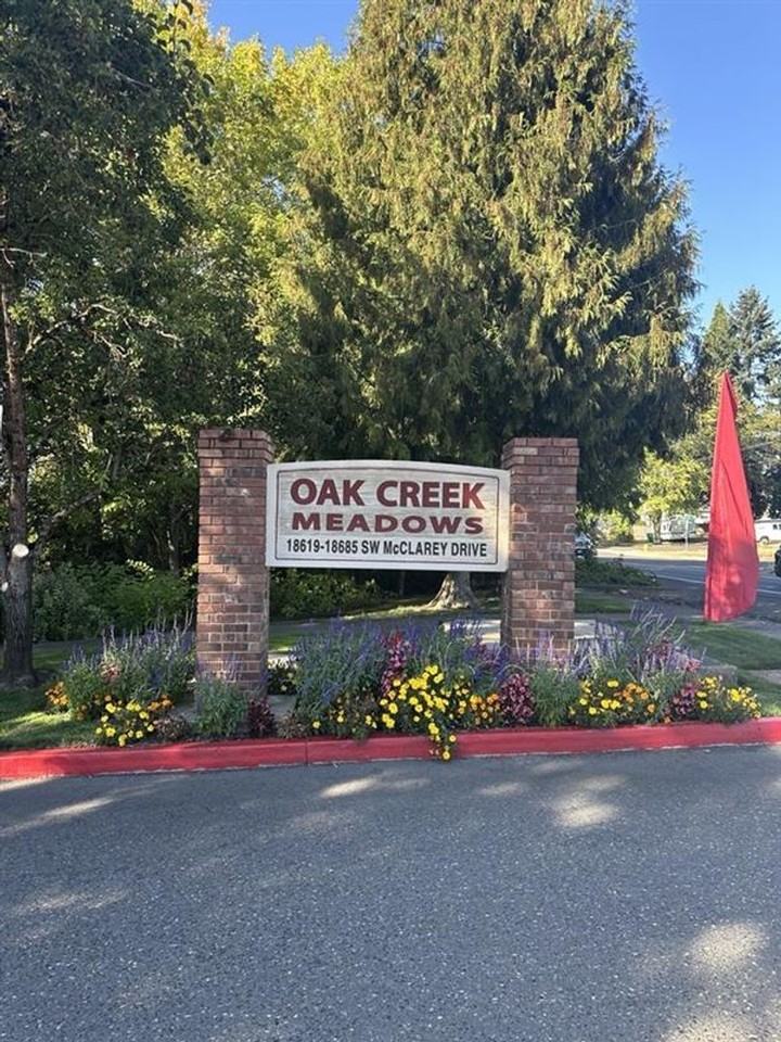 Oak Creek Meadows - Photo 5 of 16