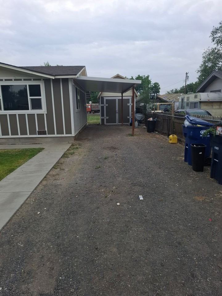 1213 5th Ave E - Photo 2 of 15