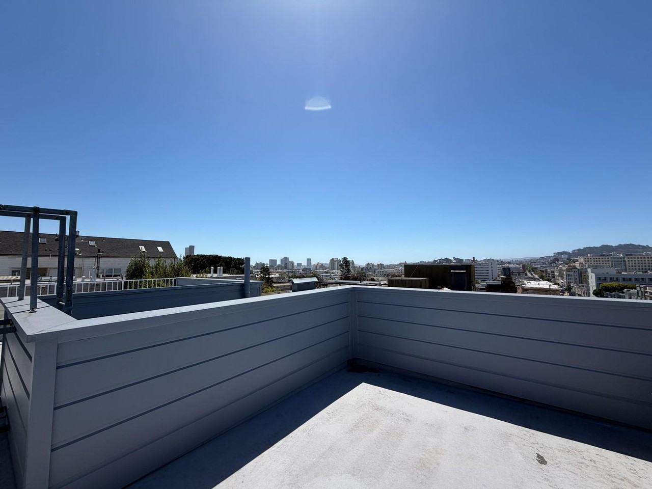 2050 Divisadero St #3 - Photo 4 of 50