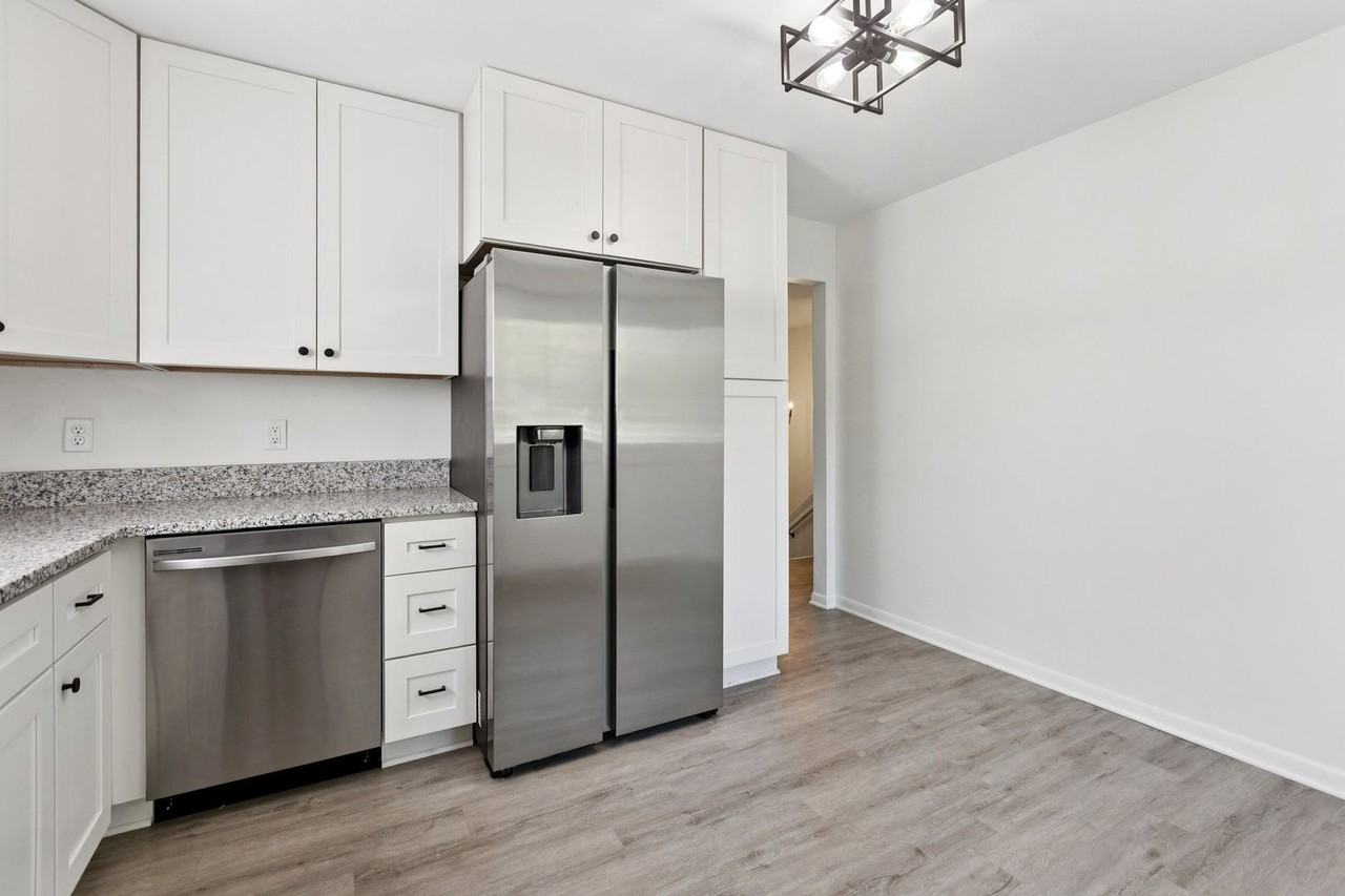 1636 Sw 16th St - Photo 7 of 22