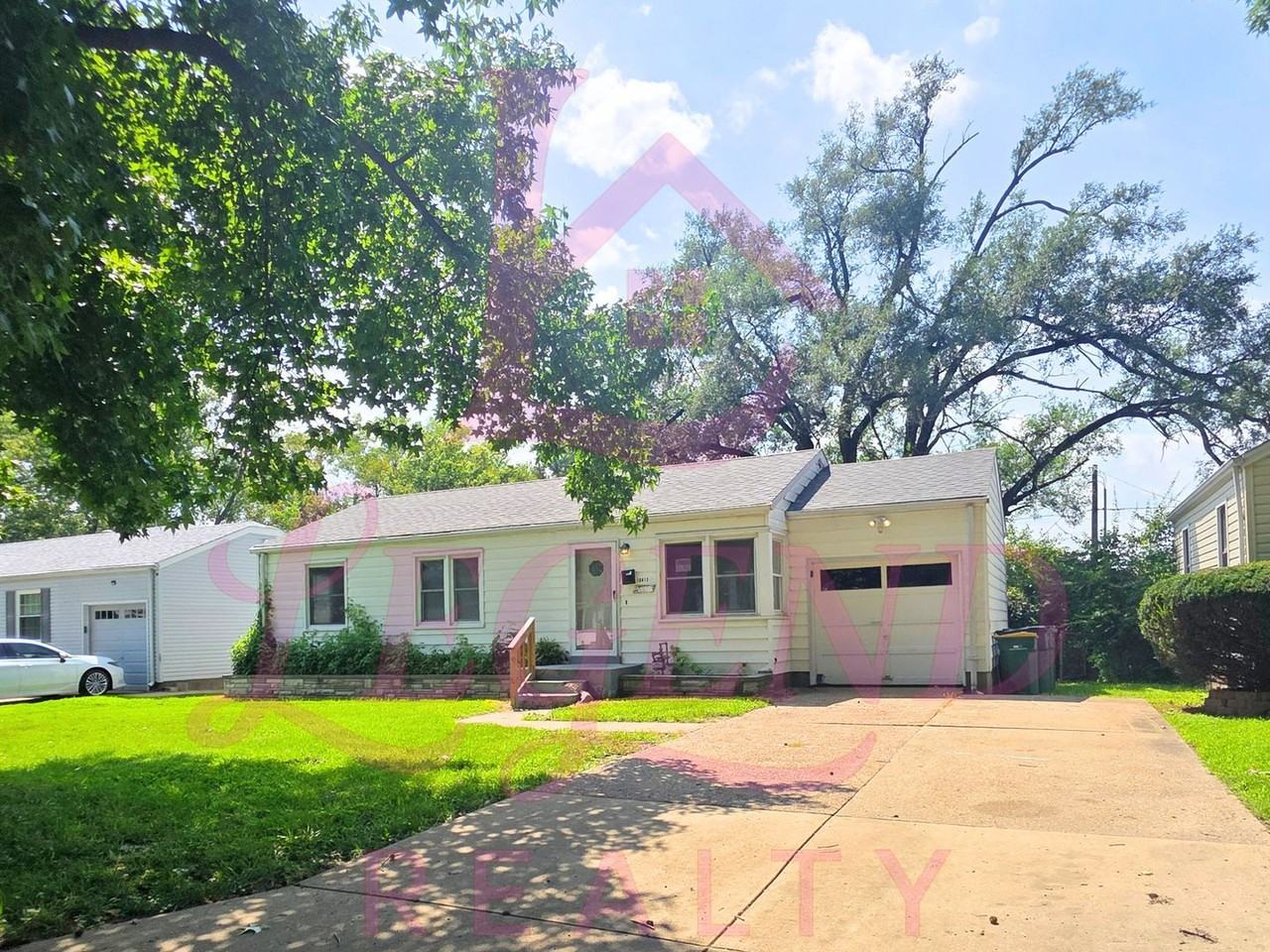 10413 Ewell Dr - Photo 2 of 14