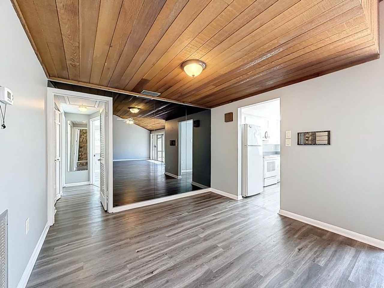 1921 Abbington St - Photo 3 of 23