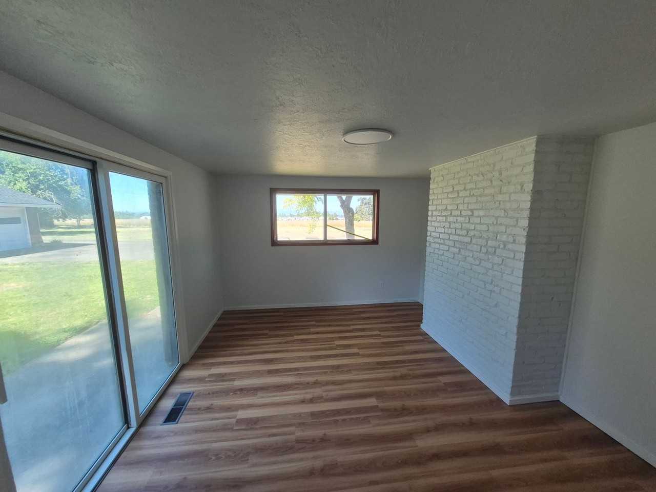 13900 Nw Springville Rd - Photo 5 of 18
