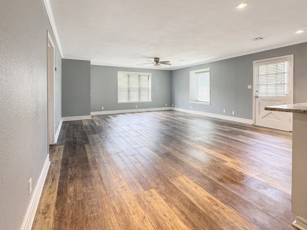 240 S 120th East Ave - Photo 6 of 18