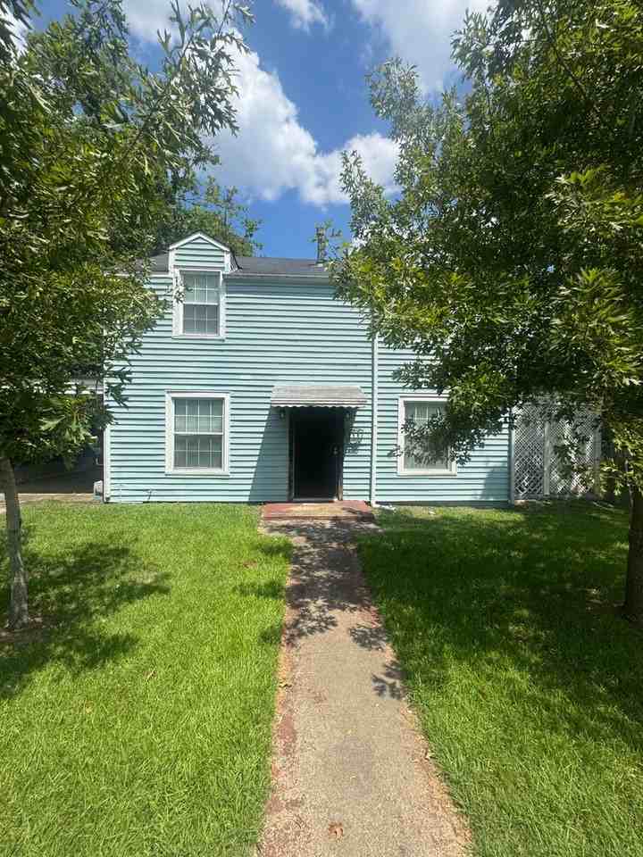 3731 Narrow Lane Rd - Photo 2 of 22