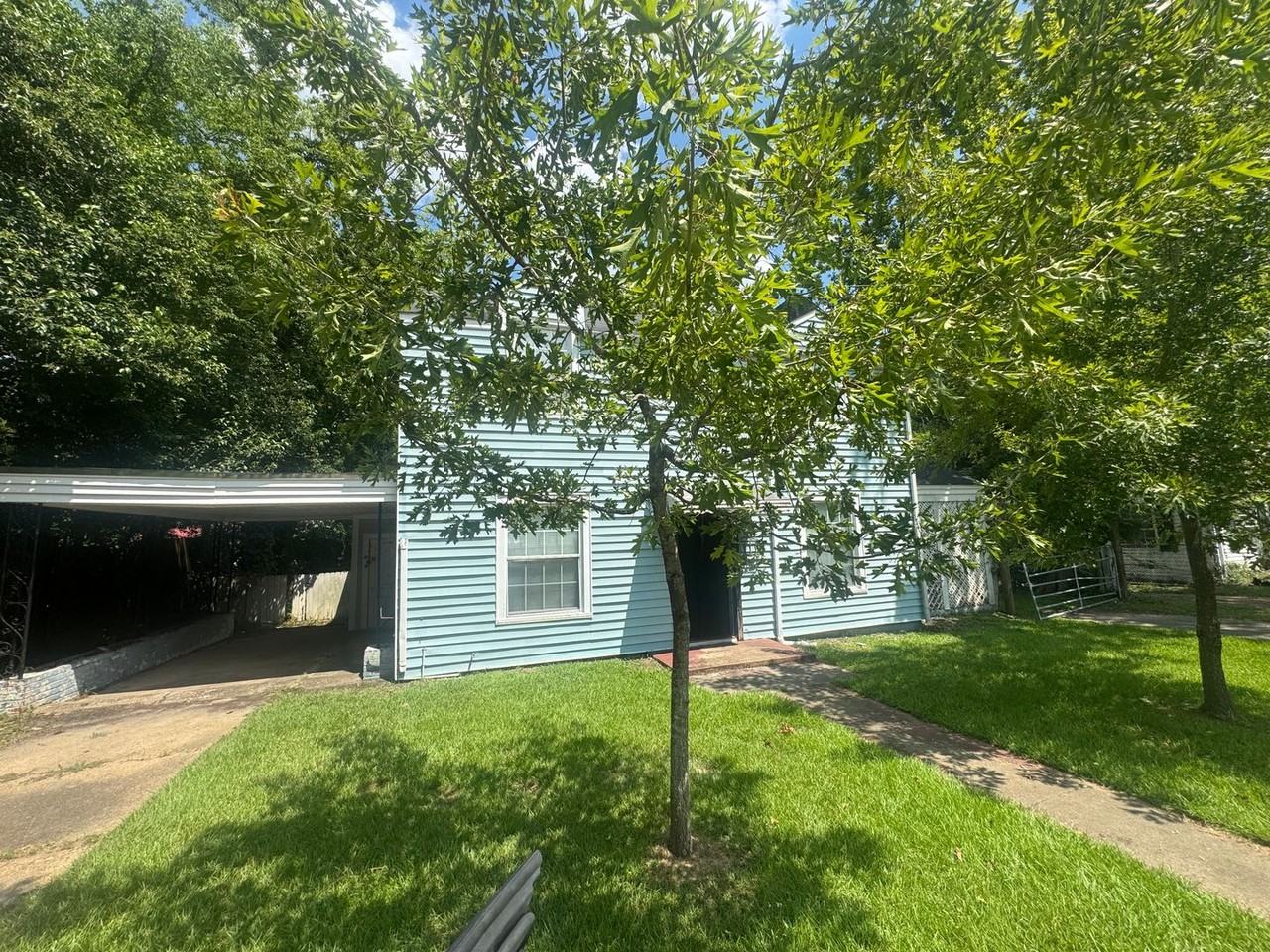 3731 Narrow Lane Rd - Photo 3 of 22