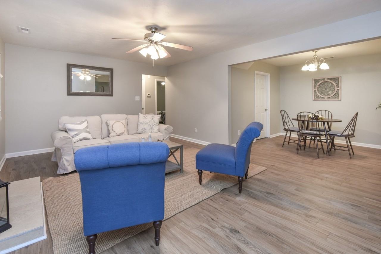 1423 Goldfinch Ln - Photo 6 of 42